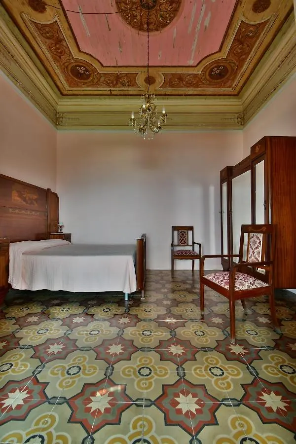 Hotel Mariangelica Ginostra 0*,